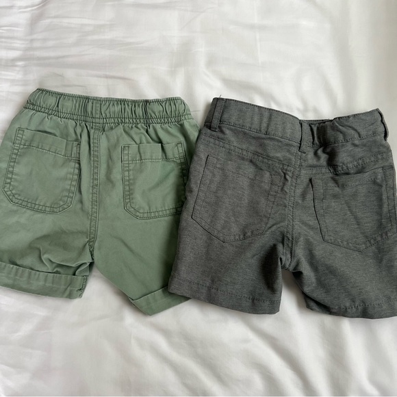 Lot of 4 Cat & Jack boys shorts, size 18 months - Picture 4 of 5